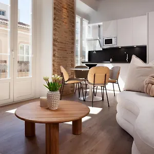  Apartment Inmalaga Hills Downtown